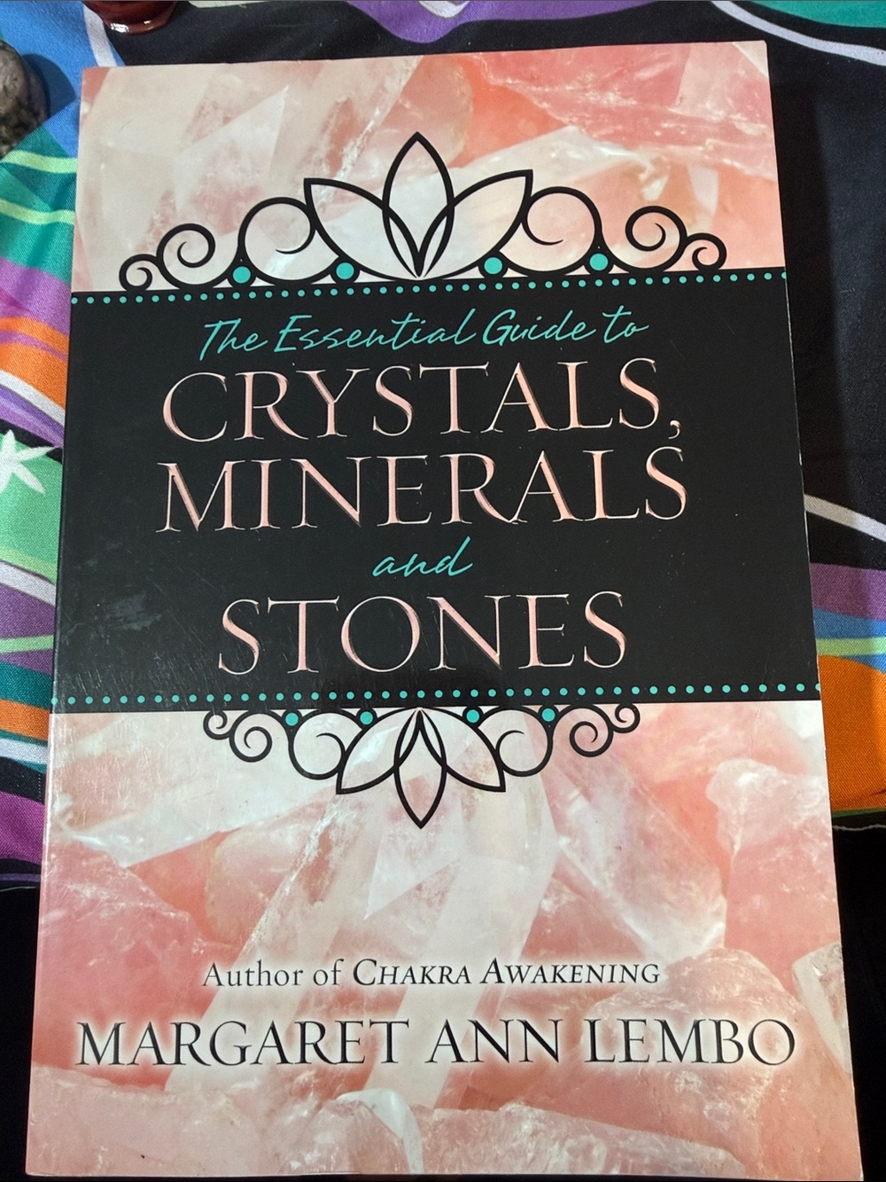 The Essential Guide to Crystals, Minerals and Stones - Pink Cover